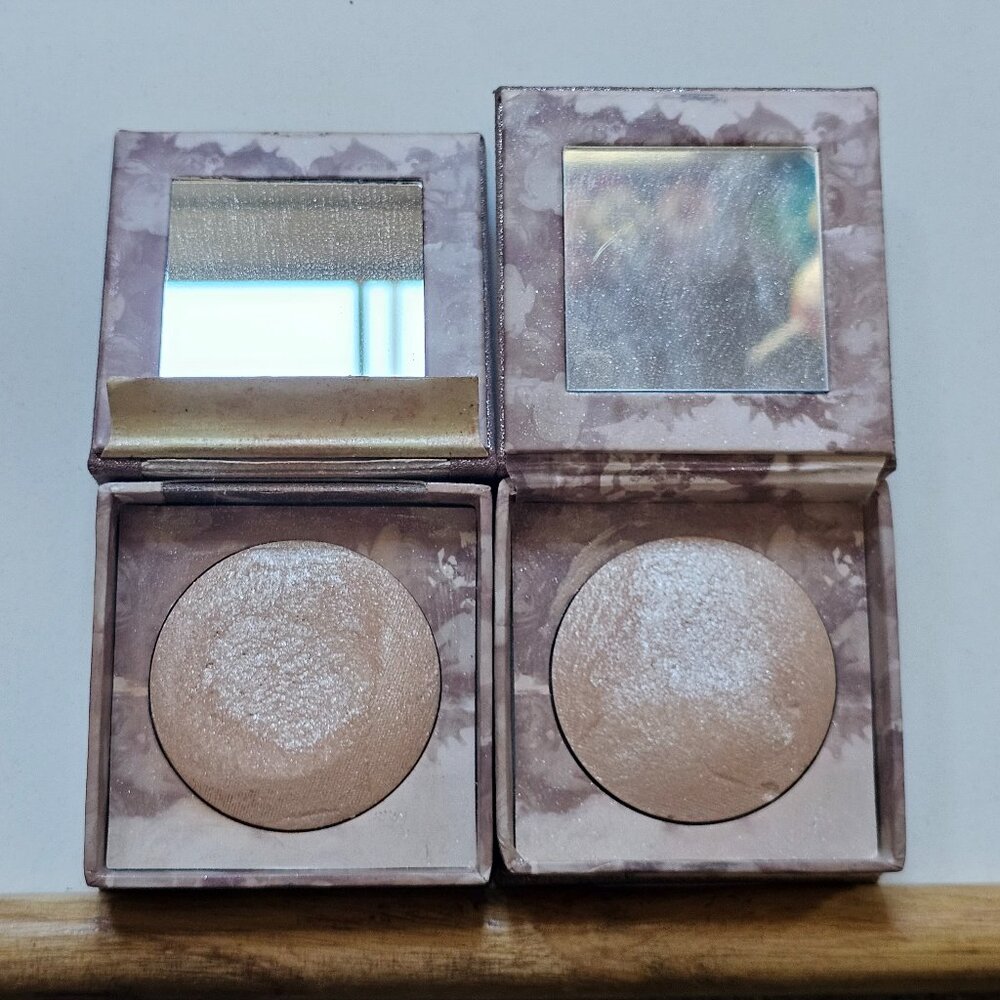 2 x Urban Decay LUMINOUS Shimmering Powder For Face and Body